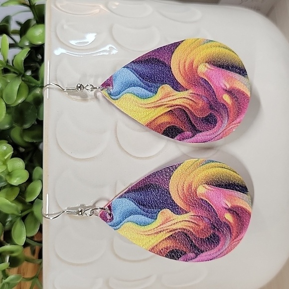 Paint Swirl Leather Drop Earrings - Picture 1 of 6